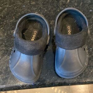 Fleece Crocs 6C